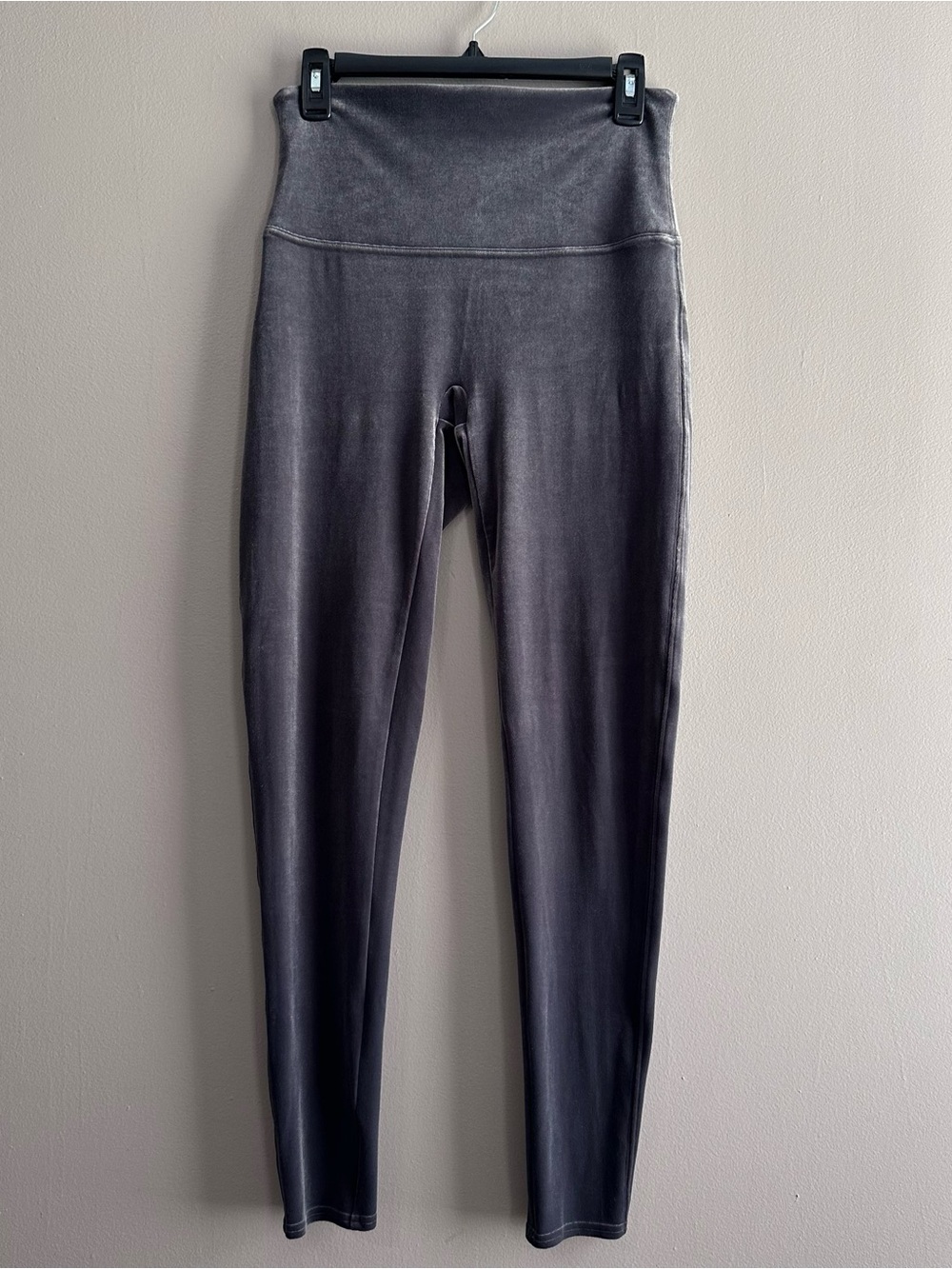 SPANX Grey Silver Chrome Velvet High Waisted Leggings Womens XL Slimming Stretch